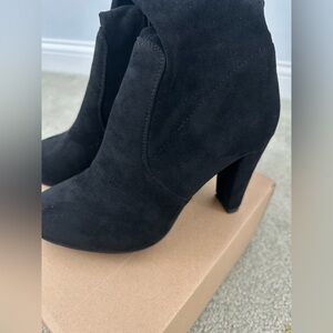 Vepose Black Suede Over the Knee Heeled Boots